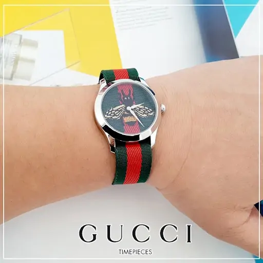 Đồng hồ Gucci dây vải YA1264060